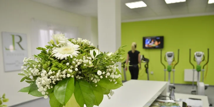 Vylaďte formu: 1 trénink nebo měsíc neomezeného cvičení ve fitness pro ženy
