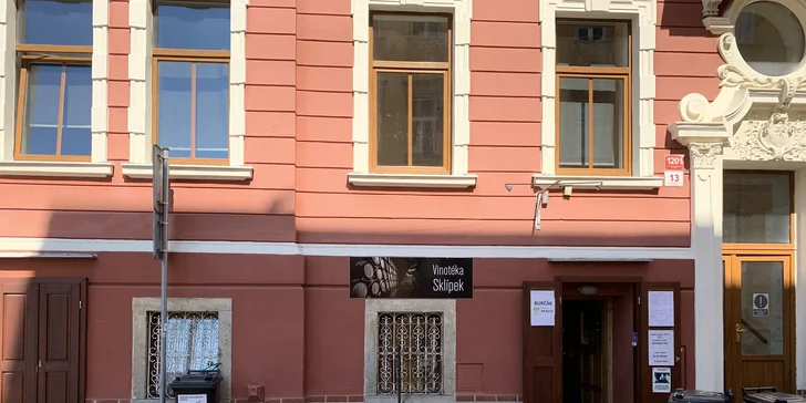 Svařák z Vinotéky Sklípek: do kelímku s sebou nebo stáčený domů