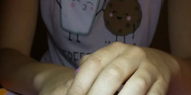 Krásné nehty: klasická manikúra s lakováním, gel lak i japonská manikúra P-Shine
