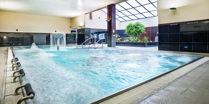 Pobyt v termálech Malé Bielice s polopenzí a neomezeným wellness