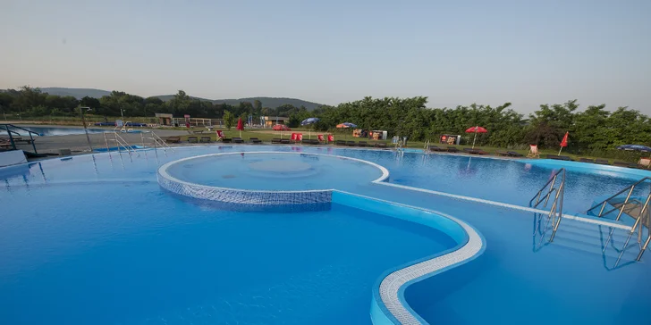 Pobyt v termálech Malé Bielice s polopenzí a neomezeným wellness