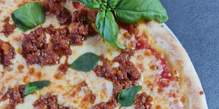 Vykutálená dobrota: dvě pizzy o průměru 35 cm z italských surovin