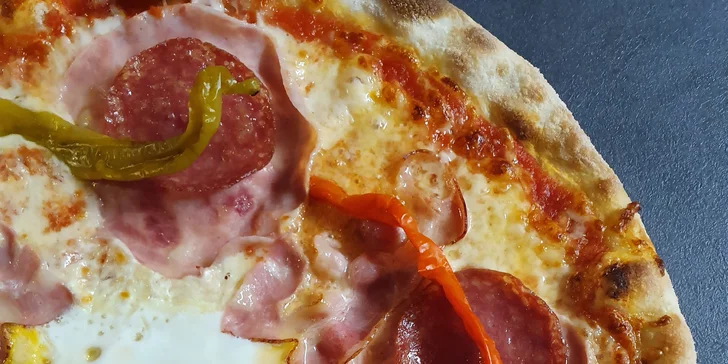 Vykutálená dobrota: dvě pizzy o průměru 35 cm z italských surovin
