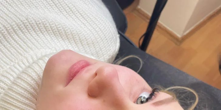 Permanentní make-up obočí pudrovou technikou