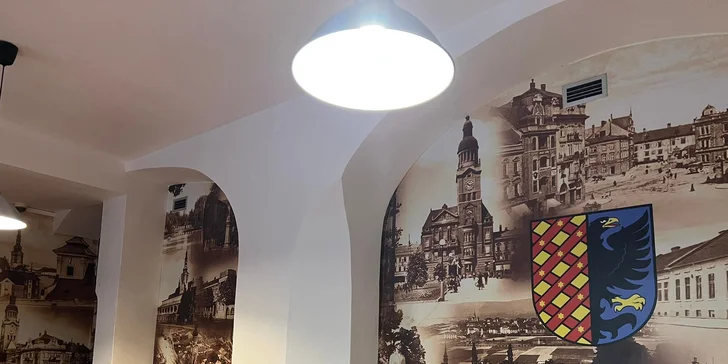 Pomalu pečená kolena s hořčicí a křenem i dvěma či čtyřmi pivy Radegast