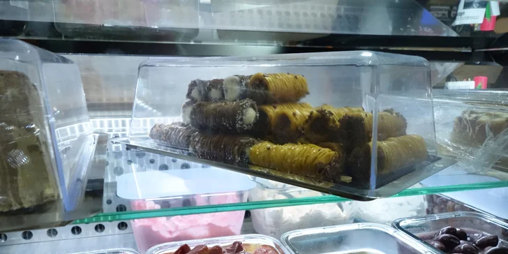 Řecké vegetariánské dobroty na odnos s sebou: porce pro 1 nebo 2 osoby či celý talíř