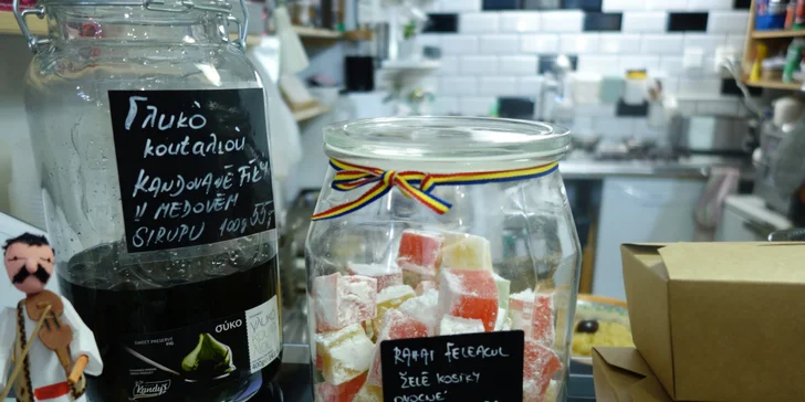 Řecké vegetariánské dobroty na odnos s sebou: porce pro 1 nebo 2 osoby či celý talíř