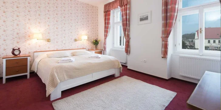 Pobyt v srdci Českého ráje: hotel se snídaní i polopenzí s degustační večeří