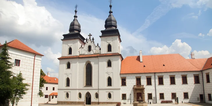 Dovolená v Třebíči: dovolená pro páry i rodiny se snídaněmi nebo polopenzí