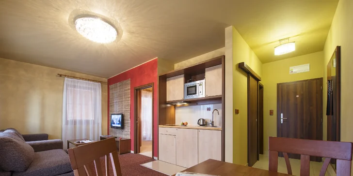 Pobyt v Tatrách pro dva či rodinu: vybavené apartmány, jídlo i wellness
