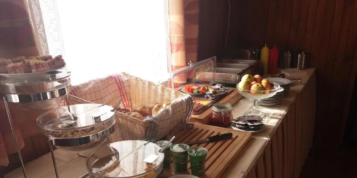 Dovolená v Krkonoších plná výletů: rodinný penzion s polopenzí