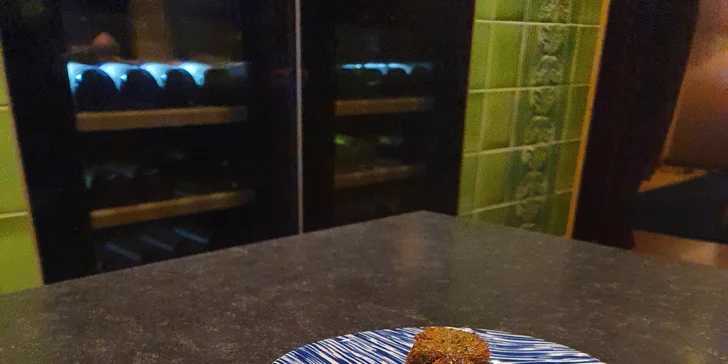 Degustační menu pro dva: tapas, krevety, rib eye steak i čokoládový lava cake