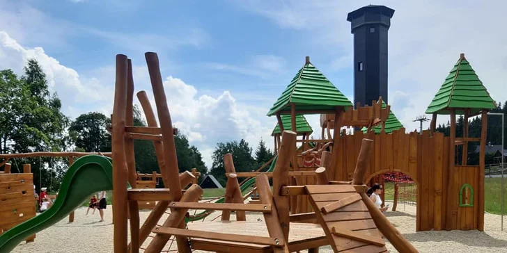Krásná příroda a klid Karlovy Studánky: pobyt s polopenzí i vstupem do Thermal parku