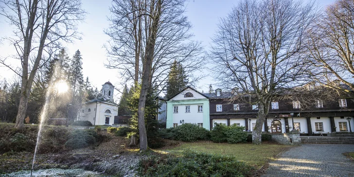 Krásná příroda a klid Karlovy Studánky: polopenze i vstup do bazénu a Thermal Parku