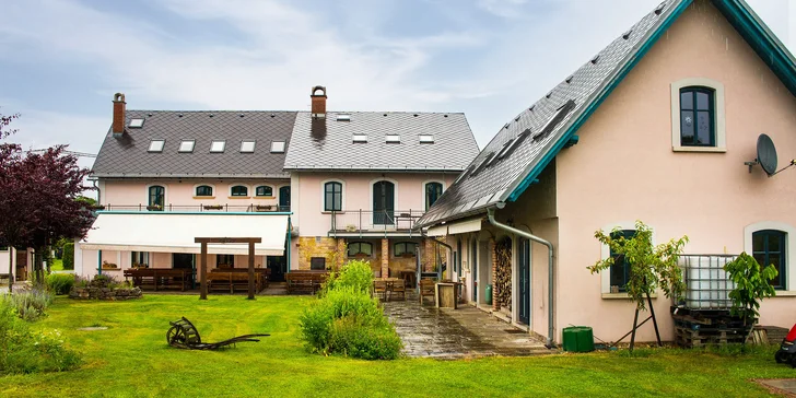Pobyt se snídaní i tříchodovou večeří a wellness v útulném penzionu v Podkrkonoší