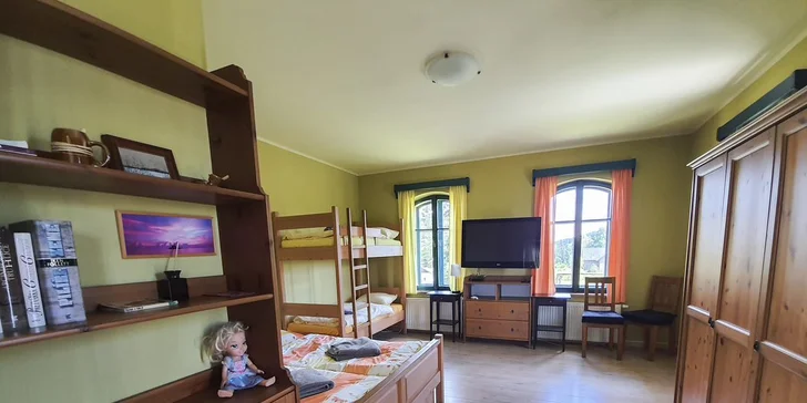 Pobyt se snídaní i tříchodovou večeří a wellness v útulném penzionu v Podkrkonoší