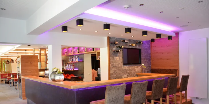 I restaurace a bar prošly rekonstrukcí. 