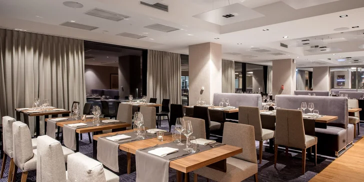 Léto nebo podzim v Polsku: krásný hotel s výhledem, snídaně i vstup do aquaparku