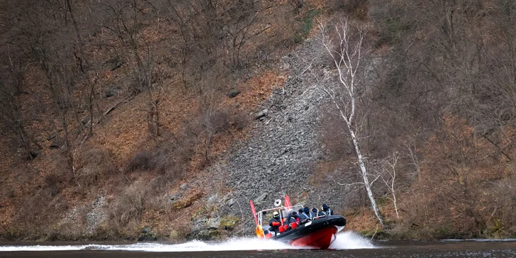 Adrenalin na Slapech: akrobatická jízda ve speciálním člunu až pro 10 osob