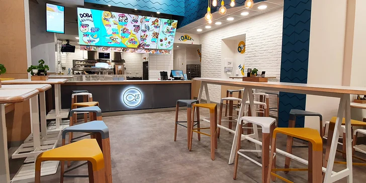 Velké fish strips s přílohou, nápojem i dezertem nebo krevetami