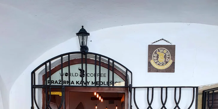 Exkurze do pražírny kávy World Coffee Medlešice a taneční večer