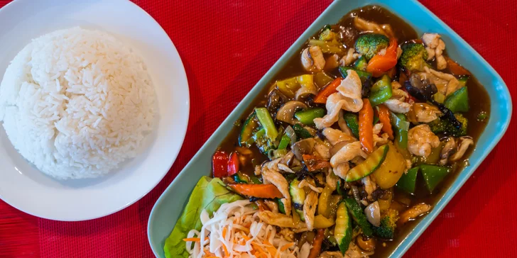 Otevřený voucher do asijské restaurace v hodnotě 200 nebo 500 Kč