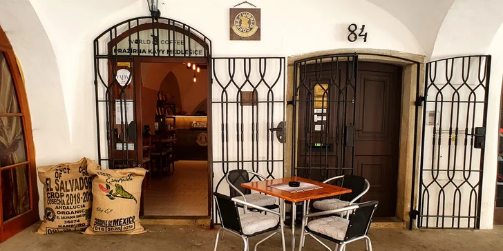 Exkurze do pražírny kávy World Coffee Medlešice a taneční večer