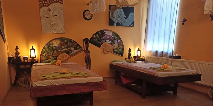60minutová thajská masáž podle výběru: olejová nebo lávovými kameny