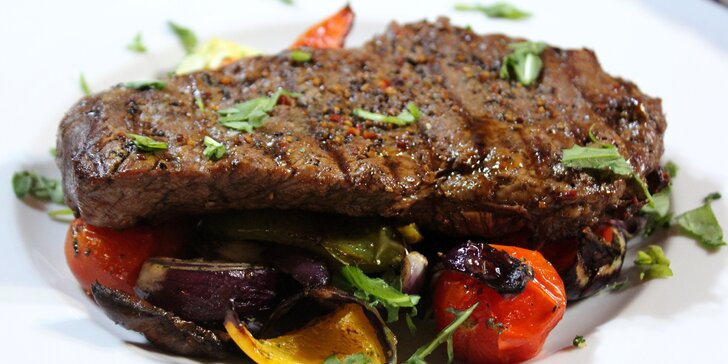 Hovězí rump steak, hranolky a grilovaná zelenina pro 1 či 2 jedlíky v centru Brna