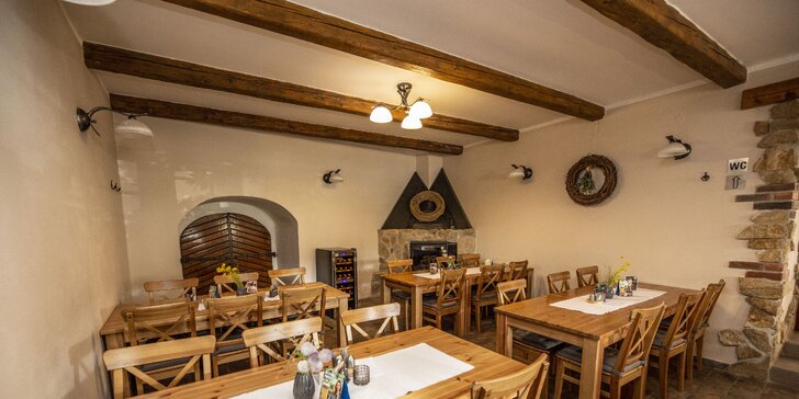 3–6 dní relaxu u Znojma: jídlo, sauna a návštěva Louckého kláštera s degustací vína