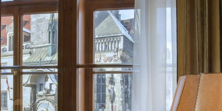 Orloj jako na dlani: pobyt ve 4* hotelu na Staroměstském náměstí se snídaní