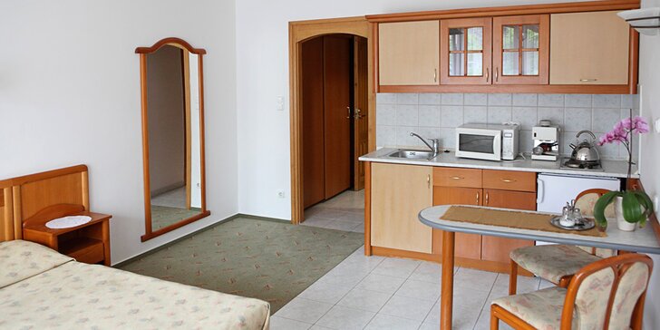 Za relaxem do Maďarska: hotel v Hevízu se snídaní a neomezeným wellness