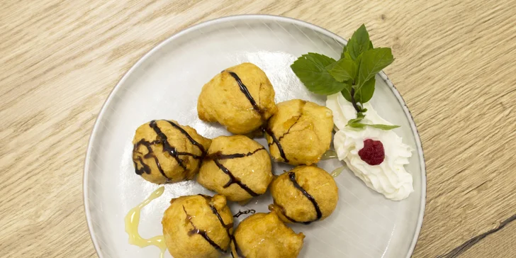 Pochutnejte si na vietnamských specialitách: závitky, Bún chả či Pho i dezert