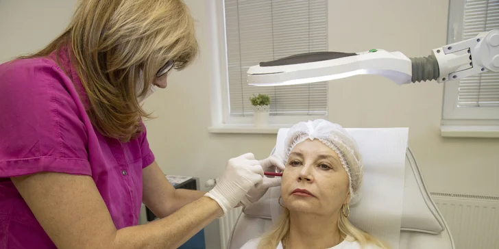 Mezoterapeutický botulotoxin pro vyhlazení prvních vrásek