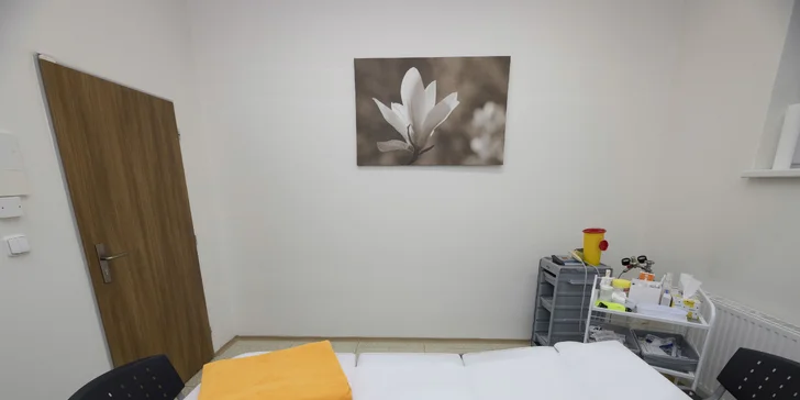 Mezoterapeutický botulotoxin pro vyhlazení prvních vrásek