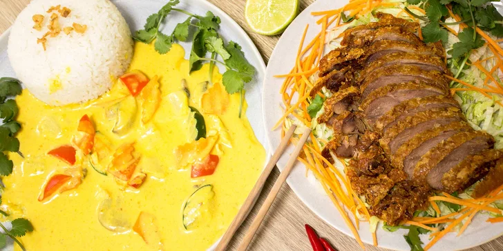 Thajské menu pro 1 či 2 osoby: polévka Tom Yum, křupavá kachna i dezert