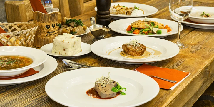 Čtyřchodové menu se steakem z lososa či hovězího pro 1 nebo 2 osoby