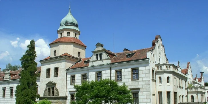 Pobyt na Dolní Moravě pro 3–6 výletníků s polopenzí i venkovním bazénem