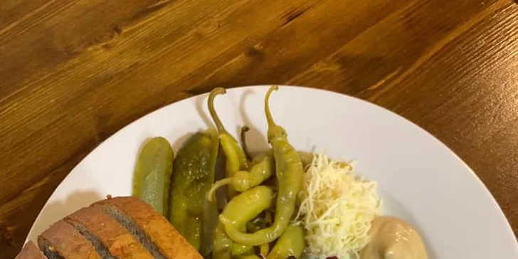 Jídlo a odpočinek: menu podle výběru a 2 hodiny v privátním wellness pro 2