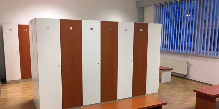 Hodinová individuální fitness lekce s trenérem a první vstup do fitness