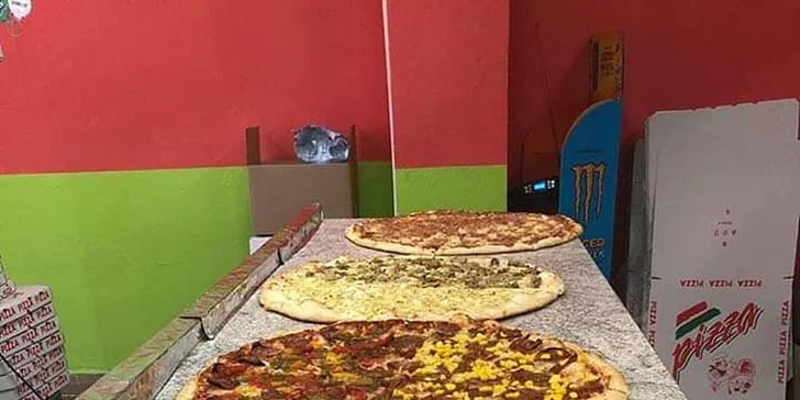 Pizza o průměru 32 či 45 cm nebo kebab dle výběru na odnos s sebou