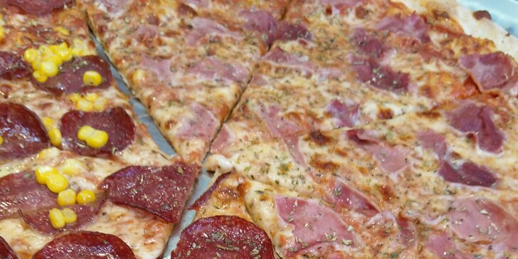 1 nebo 2 pizzy na odnos s sebou: výběr ze 17 druhů, průměr 32 nebo 45 cm