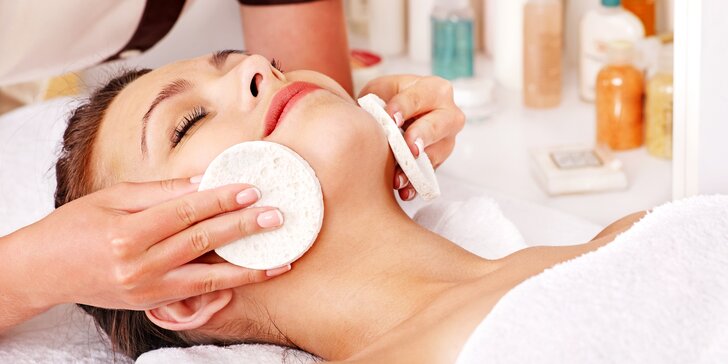 Kosmetické ošetření pleti vč. hloubkového čistění a masáže obličeje či chemický peeling