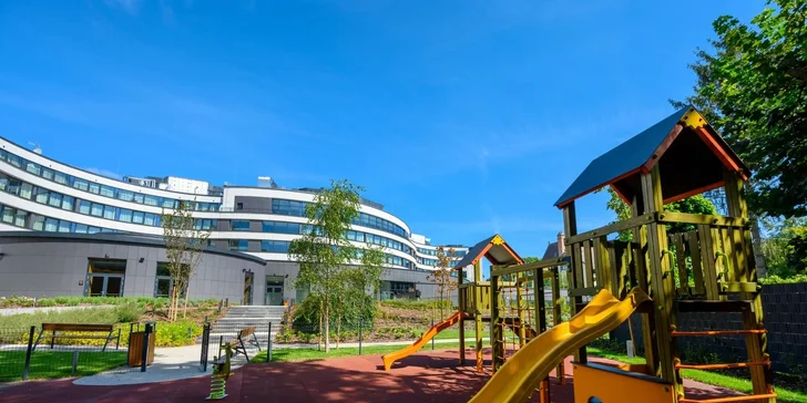 Wellness pobyt: polopenze, neomezený vstup do aquaparku i zábavního centra pro děti a dospělé