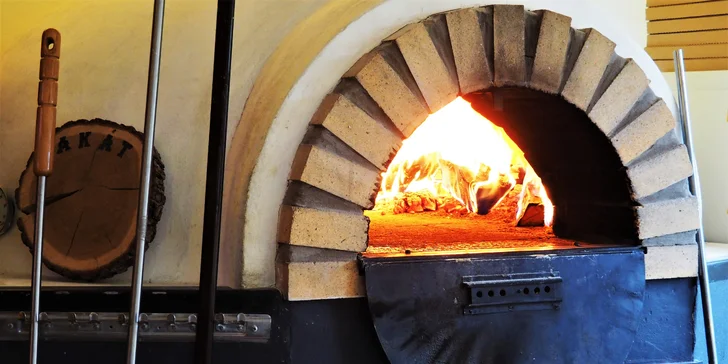 Menu s carpacciem a steakem z hovězího roštěnce pro 2 osoby