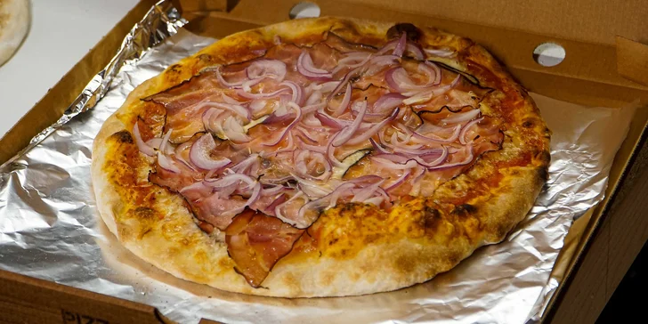 Itálie na Císařské louce: dvě pizzy podle výběru ze 4 druhů o průměru 33 cm