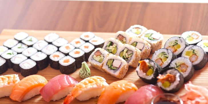 Sety s 16–75 kousky sushi v Banyan Bistro Opava: vege, smažené i s rybami