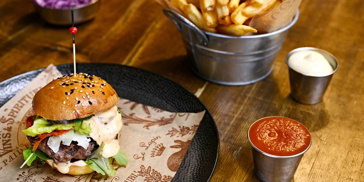 Degustace miniburgerů na Žižkově pro dva: Black Angus, losos, trhané vepřové i jelení