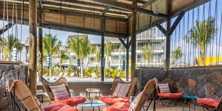 Romantická dovolená na Mauriciu: 4* ubytování s polopenzí, písečná pláž přímo u hotelu