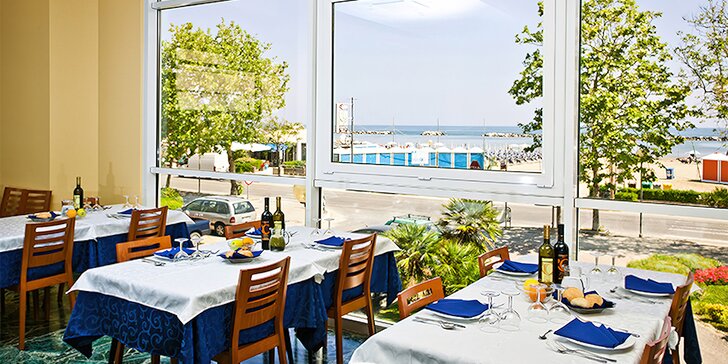 Rodinná dovolená u italského Jadranu: hotel 50 metrů od pláže, plná penze a koupání v bazénu